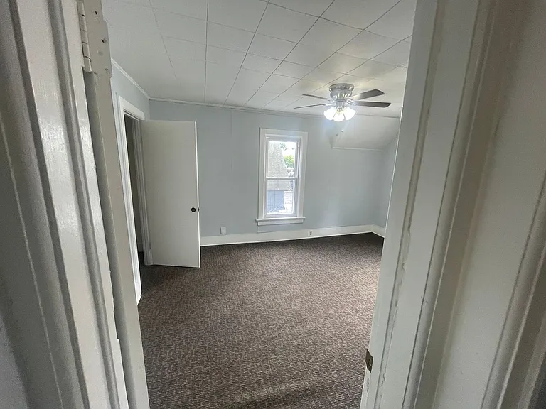 1501 S 84th St./8405 W Orchard St. (Duplex) — Photo 7