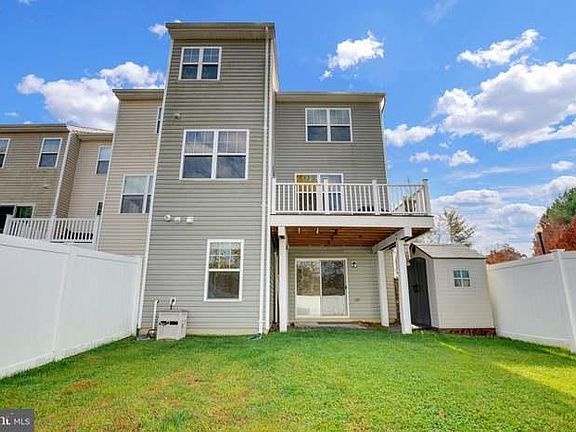 2nd image of 580 Burr Oak Ct