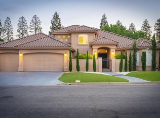 1103 E Newhall Dr, Fresno, CA
