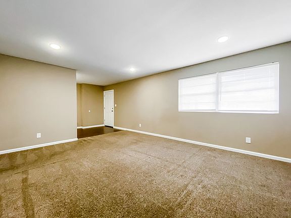 2nd image of 116 E 10th Ave APT 17
