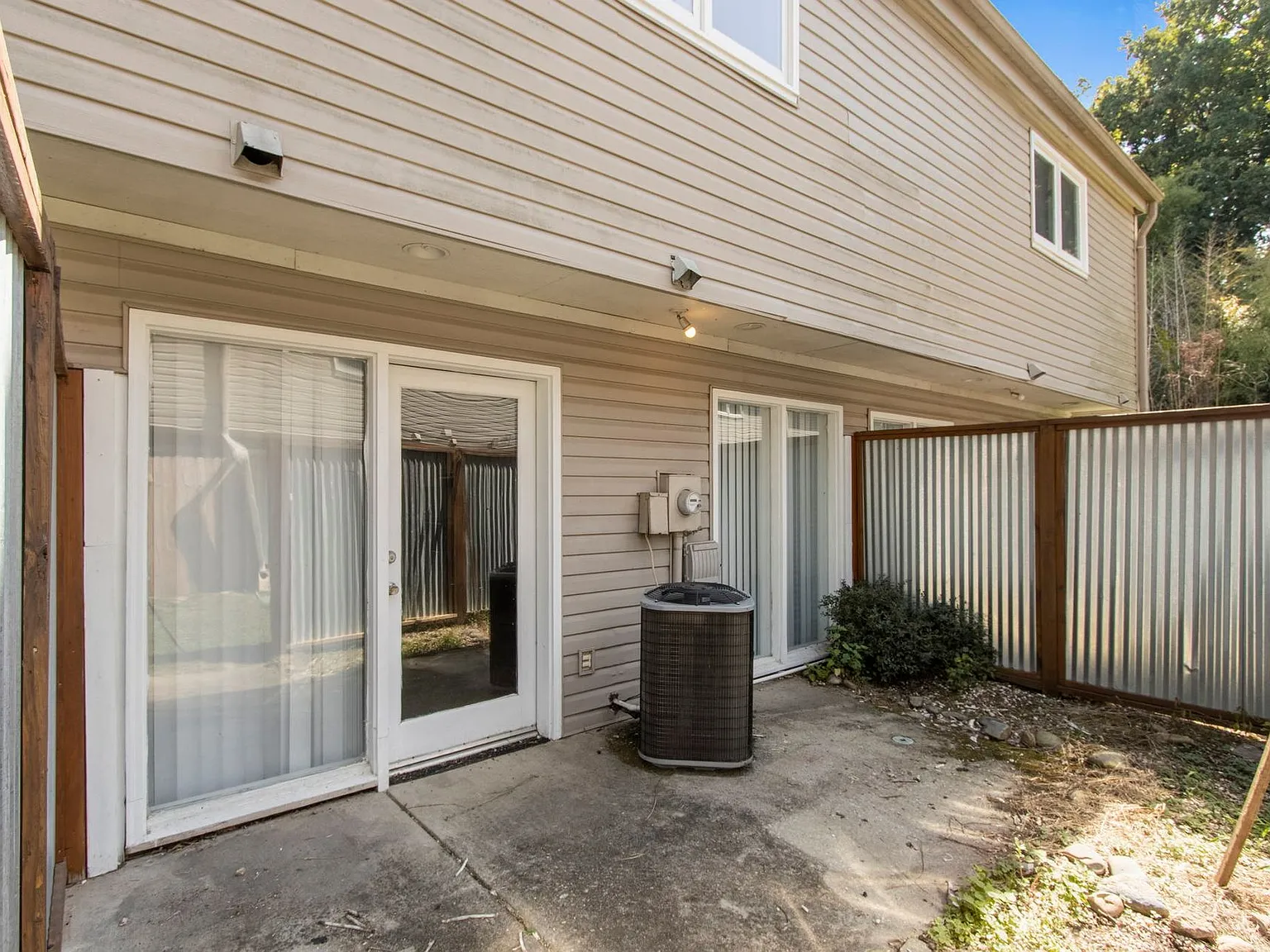 Hampton Harbor Townhomes — Photo 3