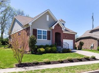 2109 Chaucer Park Ln, Thompsons Station, TN 37179
