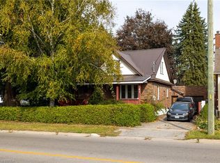 41 Church St E, Norfolk County, ON N4B 1T5