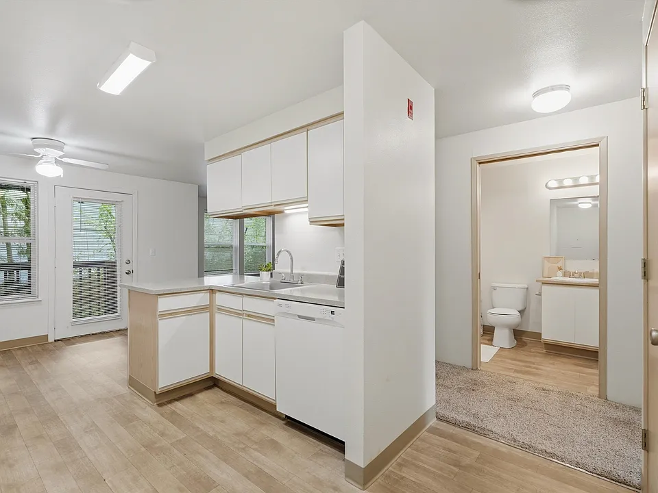 Barbur Heights Apartments