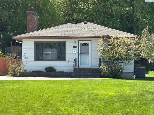 617 N Perkins Ave, Colfax, WA 99111