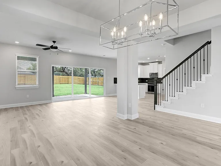 120 Periwinkle Ln — Photo 2