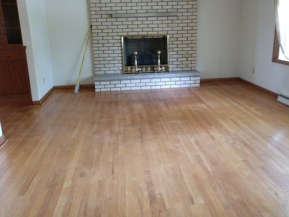 2nd image of 4420 Dunbar Pl