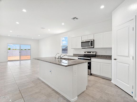 2nd image of 38220 W Cannataro Ln