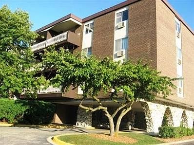 2nd image of 1301 S Finley Rd APT 112
