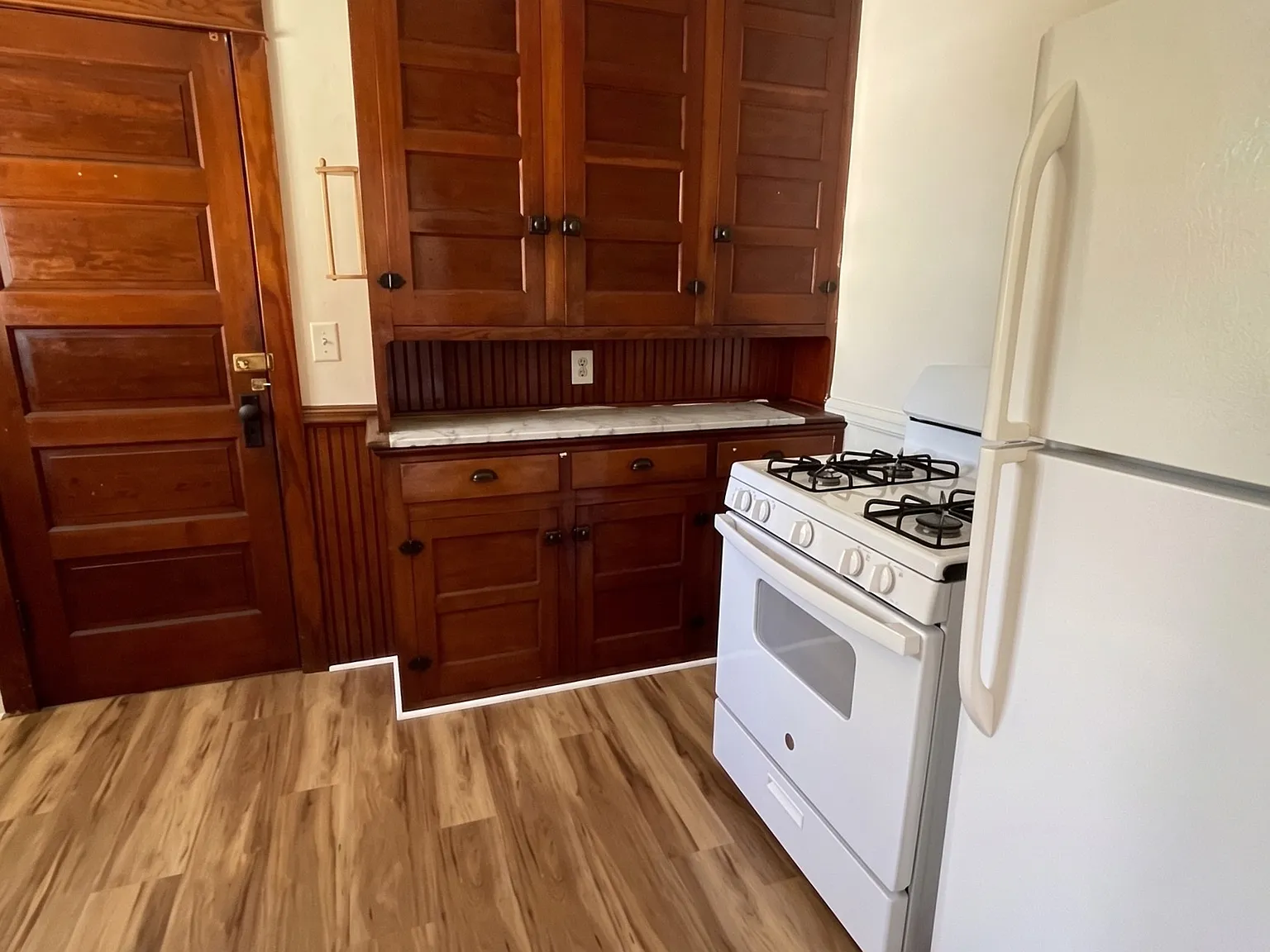 2 bed, 1050 sqft, $850 — Photo 4