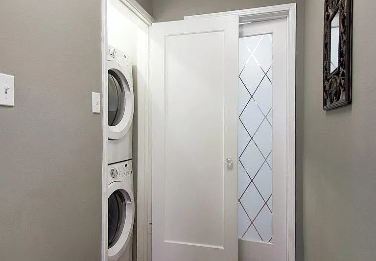 132 S Sweetzer Ave #2 — Photo 8