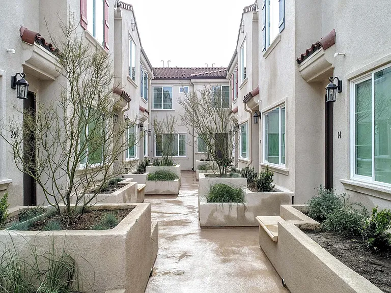 The Views Apartment Homes — Photo 33