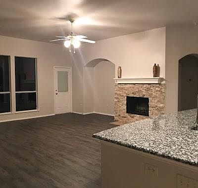 5th image of 7800 Longbow Ln