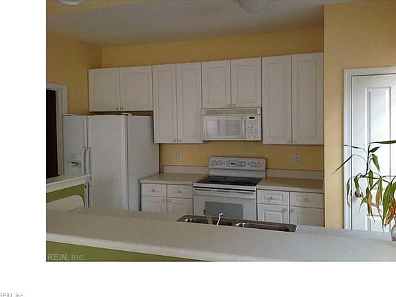 5th image of 2112 Sherburne Ct