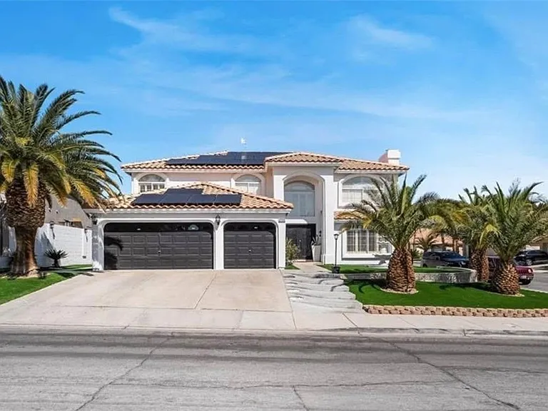 2702 Cricket Hollow Ct — Photo 1