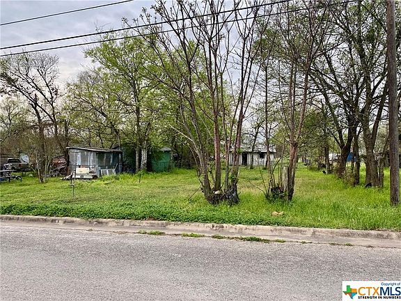 3rd image of 1109 Robertson St
