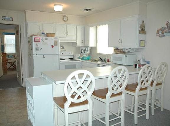 2nd image of 10023 Pelican St #18