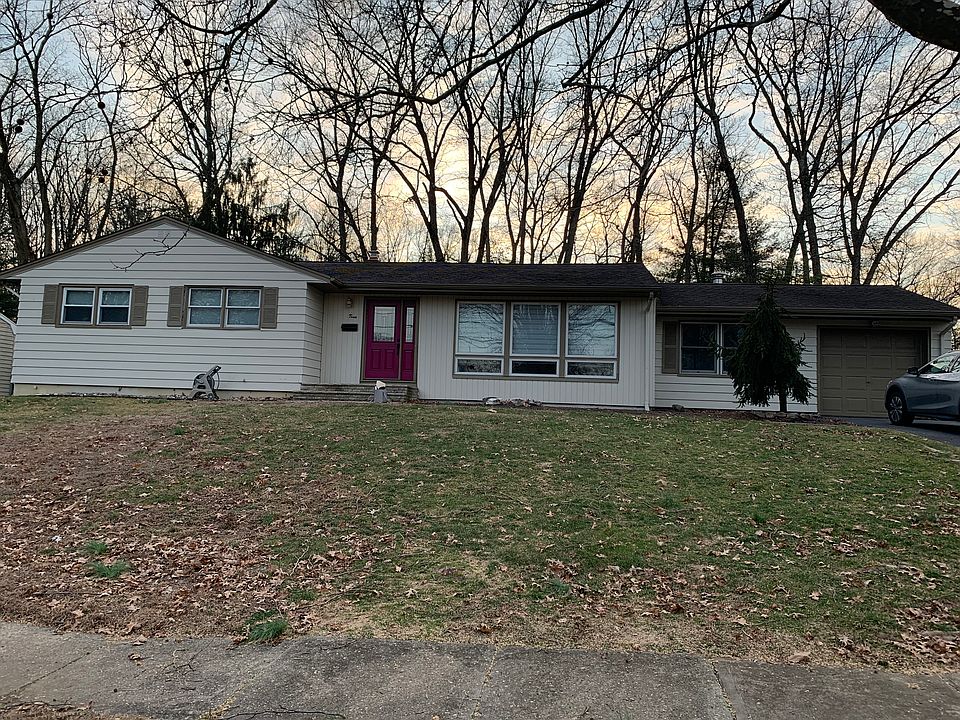 OPEN HOUSE
FEB 23
1-4 PM
