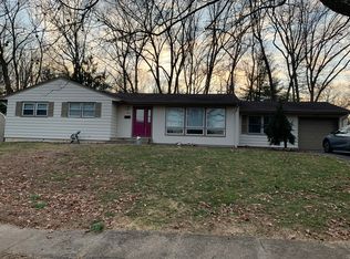 3 Stearns Rd, East Brunswick, NJ 08816