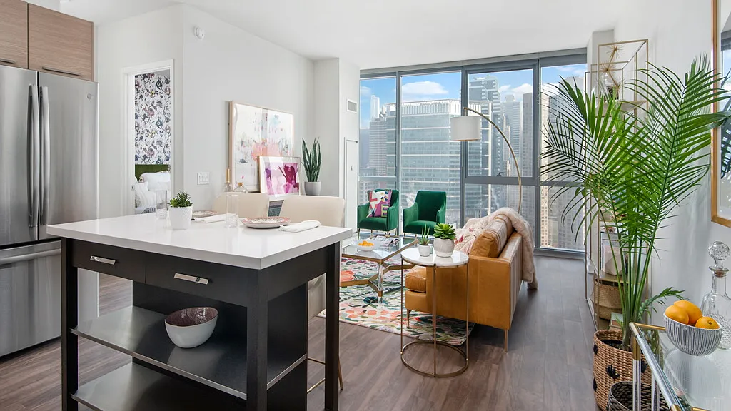 1 bed, 770 sqft, $3,608 — Photo 2