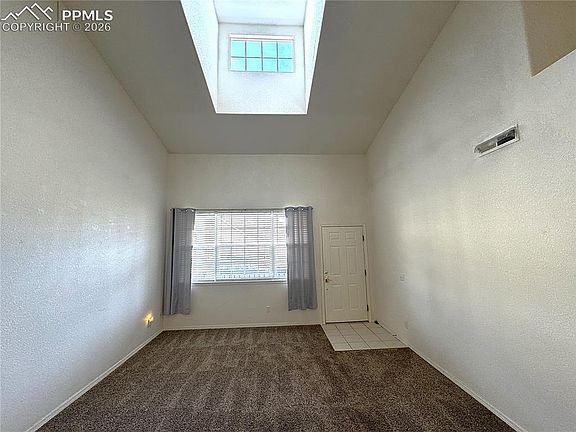 3rd image of 1231 Villa Grv