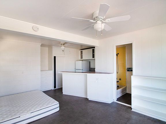 2nd image of 3865 Pukalani Pl #B