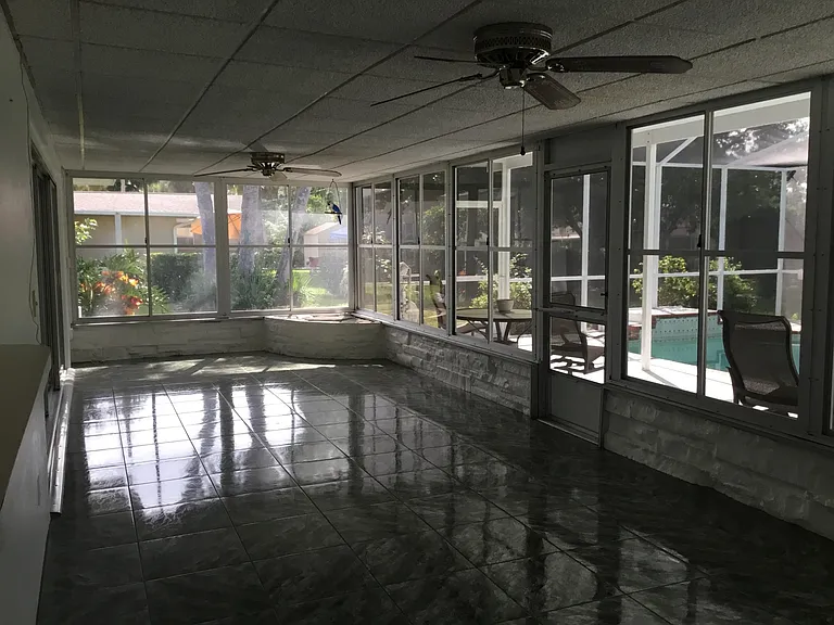 Florida room.