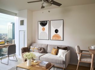 345 W Kinzie St #2007, Chicago, IL 60606