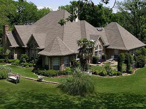 2nd image of 1550 N Fm Road 1389