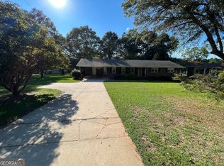 3010 Maple Rd SE, Lindale, GA 30147