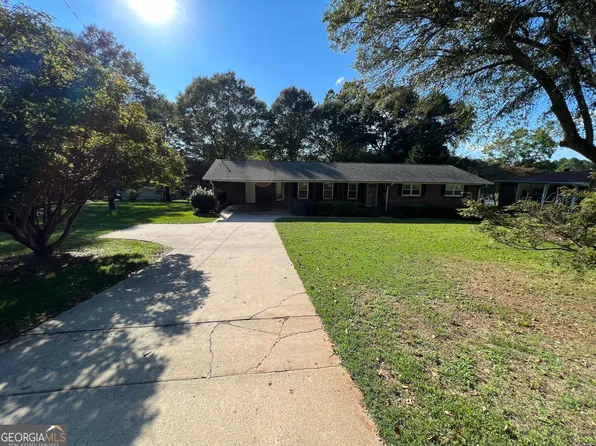 3010 Maple Rd SE, Lindale, GA 30147