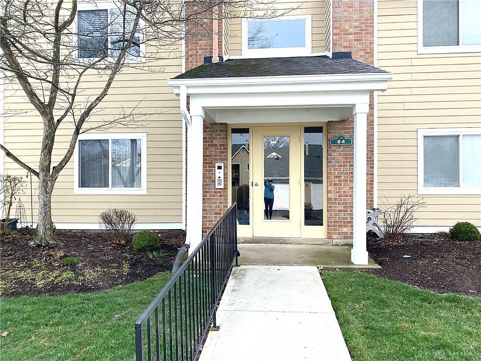 1st image of 84 Mallard Glen Dr APT 6