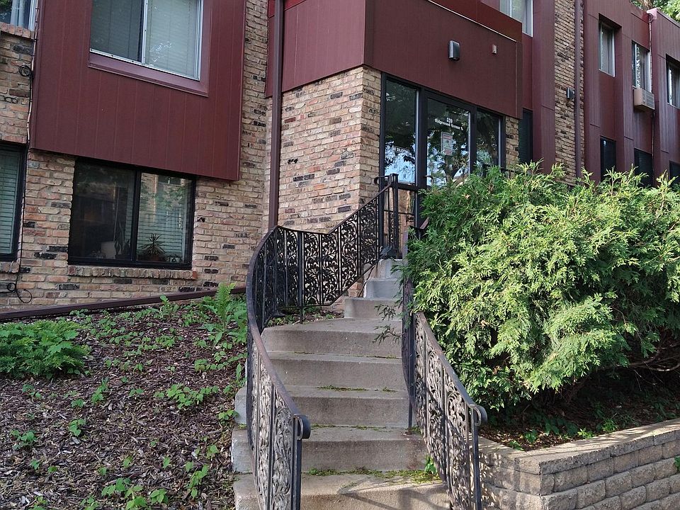 1st image of 520 Ridgewood Ave APT 206