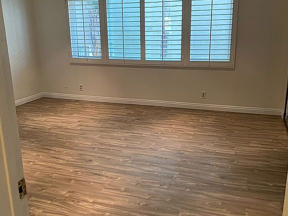 5th image of 11916 Goshen Ave APT 3