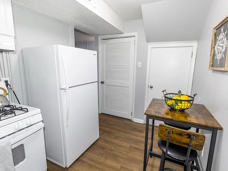 Graystoneplace Apartments — Photo 81