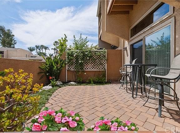 5th image of 2952 Pembroke Ct