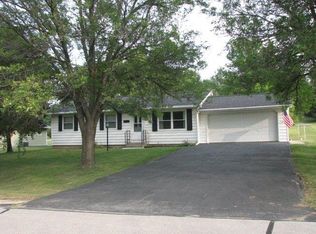 W7784 Star Court Rd, Pardeeville, WI 53954