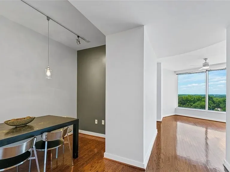 3338 Peachtree Rd NE #1104 — Photo 15
