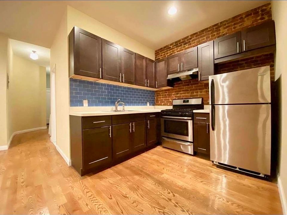 1st image of 810 Prospect Pl #11