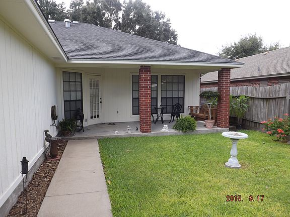 3rd image of 4022 Nichols Dr