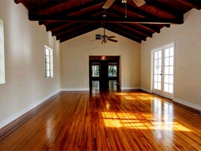 1817 Wa Kee Na Dr, Miami, FL, 33133