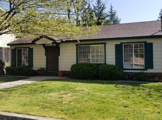 1040 Oak Ridge Way, Auburn, CA 95603