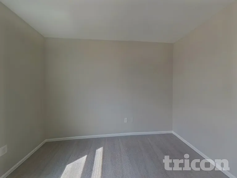 2113 74th Avenue Ct — Photo 13