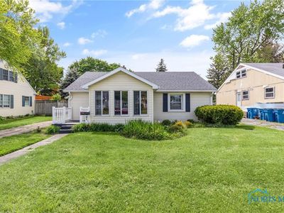 21 Pennsylvania Ave, Waterville, OH, 43566