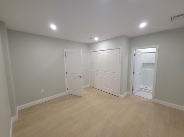 52 Garfield Ave #2