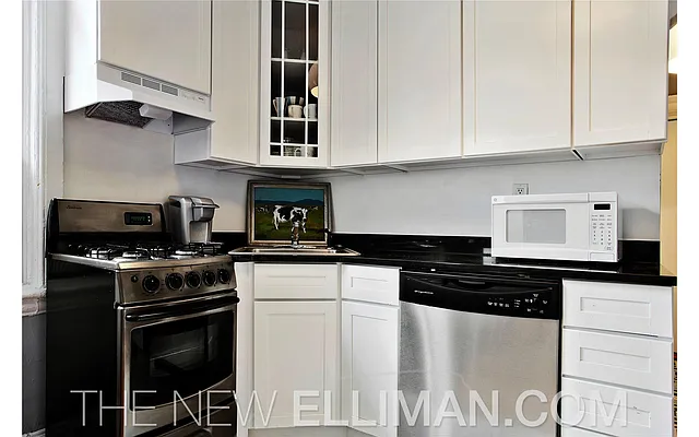 Sold by Douglas Elliman | media 3