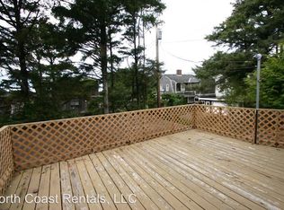 1210 Beach Dr, Seaside, OR 97138