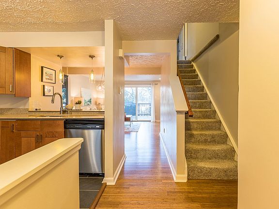 HARDWOOD FLOORING ON MAIN LEVEL