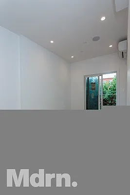 Rented by Mdrn Residential | media 5