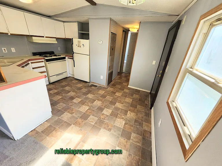 5614 W Cook Rd #4 — Photo 4